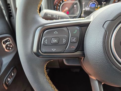 Used 2024 Jeep Wrangler Unlimited Sport AWD/4WD image 29