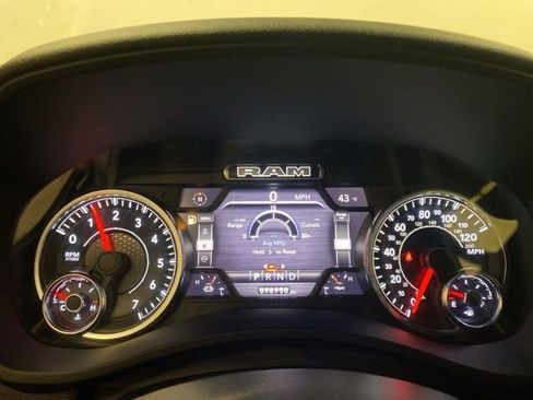 Used 2022 RAM 2500 Big Horn w/ Level C Equiment Group image 13