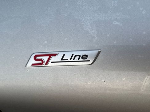 Used 2023 Ford Explorer ST-Line w/ Class IV Trailer Tow Package image 12