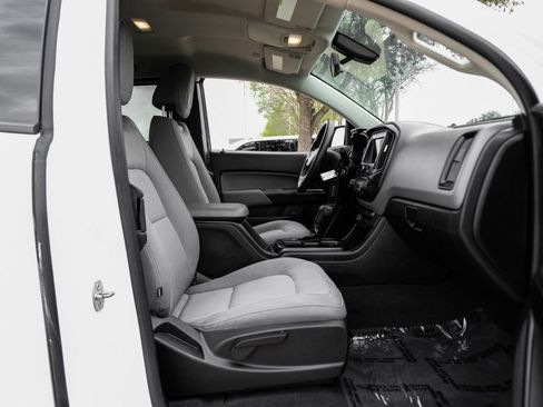 Used 2021 Chevrolet Colorado W/T image 31