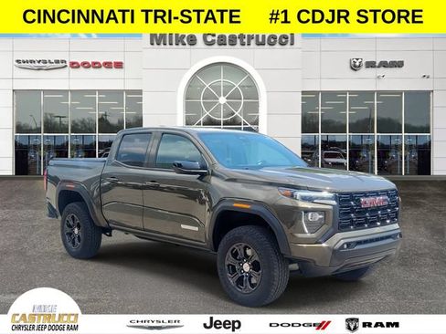 Used 2024 GMC Canyon Elevation w/ Convenience Package AWD/4WD image 1