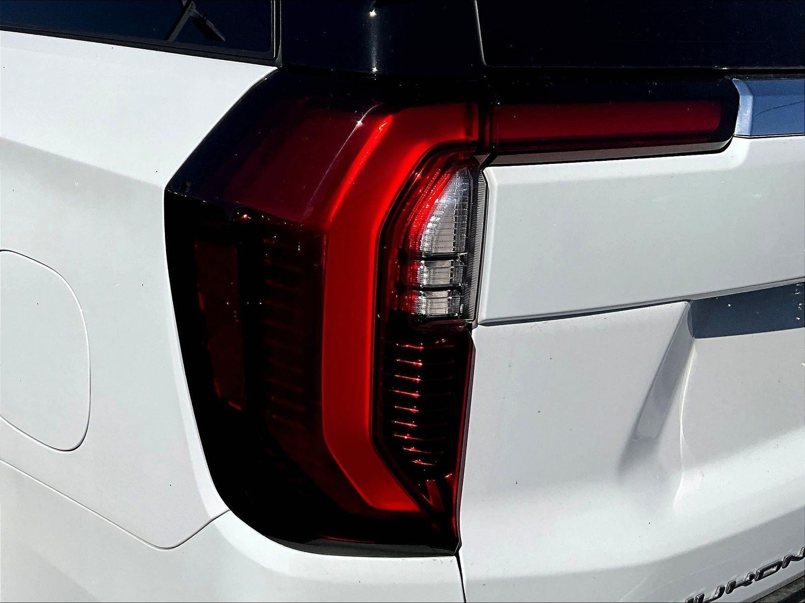 Used 2026 GMC Yukon Elevation w/ Elevation Premium Package AWD/4WD image 23