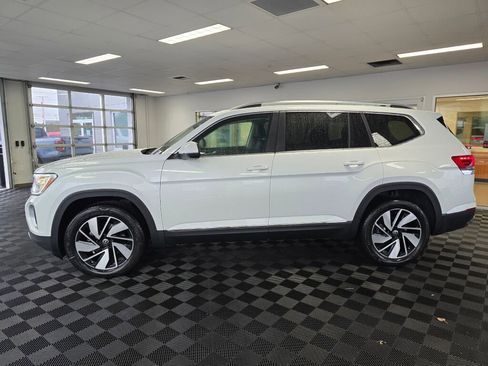 New 2026 Volkswagen Atlas SEL image 8