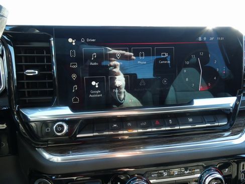 Certified 2024 GMC Sierra 1500 Elevation w/ LPO, Elevation Black Package image 26