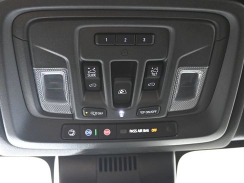 Used 2024 Chevrolet Silverado 1500 ZR2 w/ ZR2 Bison Edition AWD/4WD image 33