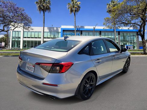 Used 2023 Honda Civic Sport image 4