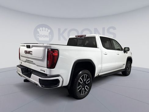 Used 2025 GMC Sierra 1500 AT4 w/ AT4 Premium Package AWD/4WD image 7