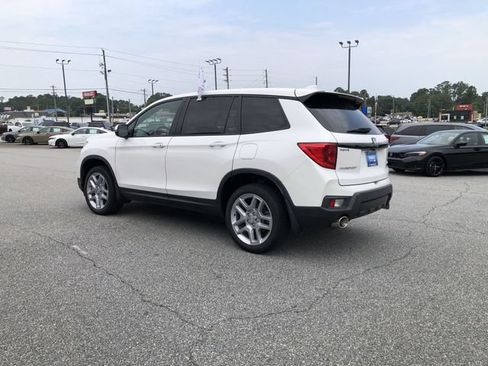 Certified 2024 Honda Passport EX-L image 6