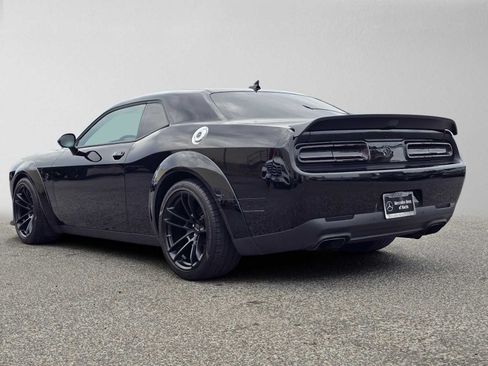 Used 2022 Dodge Challenger SRT Hellcat RWD image 5