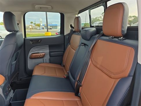 Used 2022 Ford Maverick Lariat w/ Lariat Luxury Package image 20