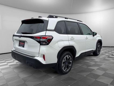 Certified 2026 Subaru Forester Premium AWD/4WD image 7
