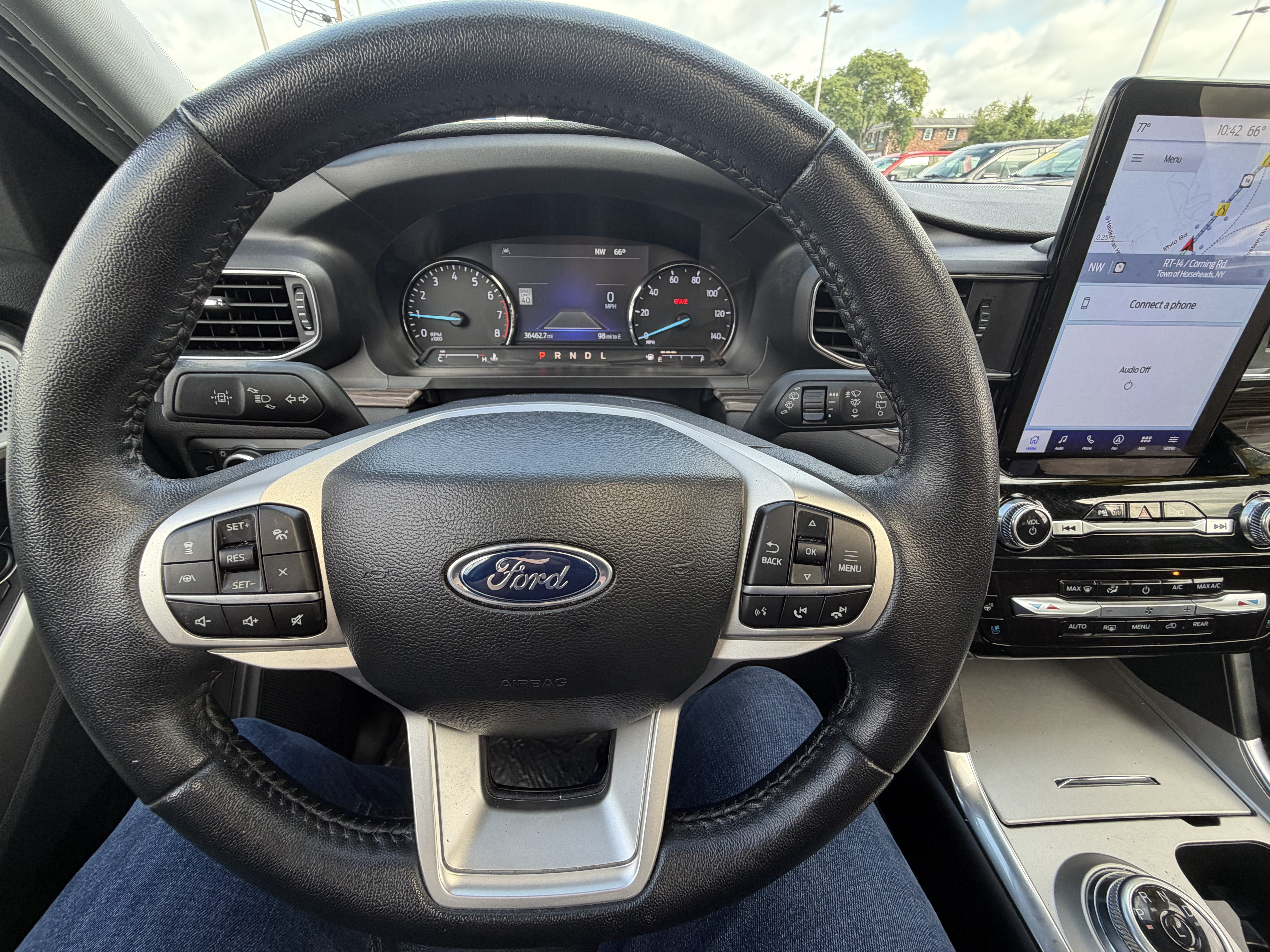Certified 2023 Ford Explorer Limited w/ Limited Technology Package AWD/4WD image 7