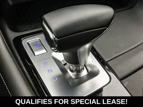 Used 2026 Genesis G70 2.5T RWD image 25
