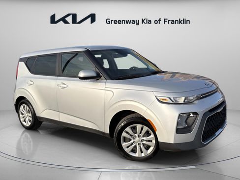 Used 2020 Kia Soul LX image 1