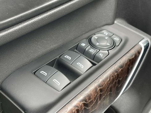 Used 2023 GMC Sierra 2500 Denali image 28