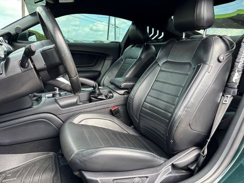 Used 2019 Ford Mustang Bullitt w/ Bullitt Electronics Package RWD image 13