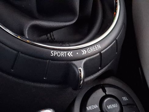 Used 2017 MINI Cooper S image 17