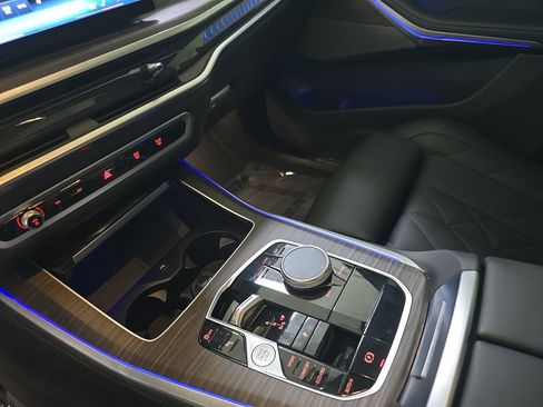 Used 2024 BMW X5 sDrive40i w/ M Sport Package RWD image 26