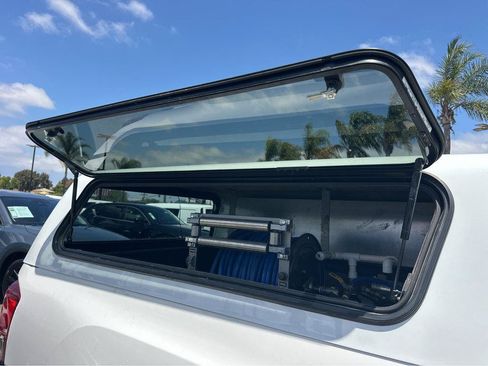 Used 2021 Toyota Tacoma SR RWD image 38