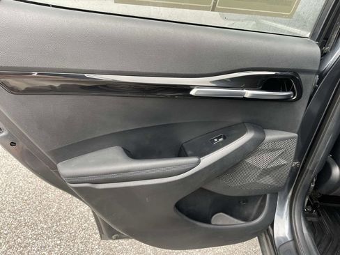 Used 2022 Kia Seltos S image 11