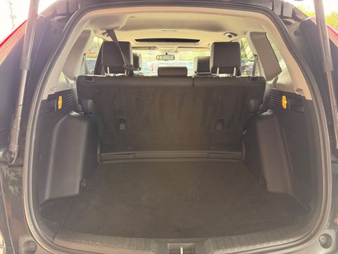 Used 2018 Honda CR-V Touring image 13