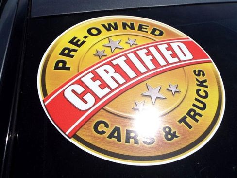 Used 2017 INFINITI Q60 3.0t image 16