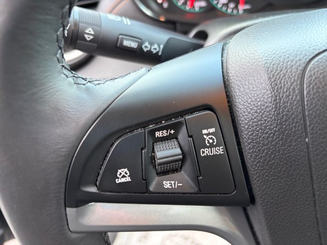 Used 2019 Chevrolet Trax LT w/ LT Convenience Package AWD/4WD image 27