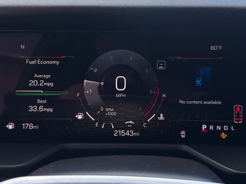 Used 2024 GMC Acadia Elevation image 29