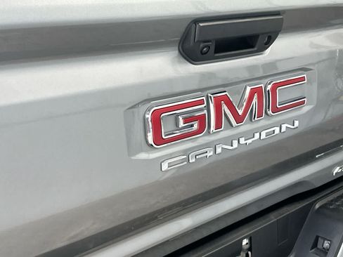 Used 2026 GMC Canyon AT4 w/ Technology Plus Package AWD/4WD image 10