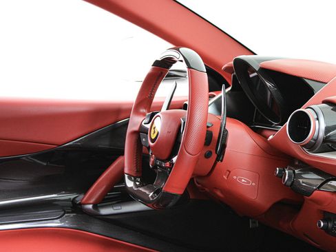 Certified 2020 Ferrari 812 Superfast RWD image 23