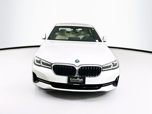 Used 2023 BMW 530e w/ Premium Package image 2