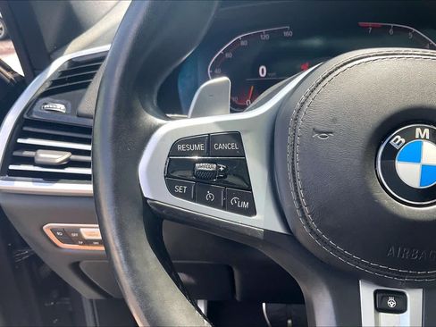 Used 2019 BMW X5 xDrive40i w/ M Sport Package AWD/4WD image 25