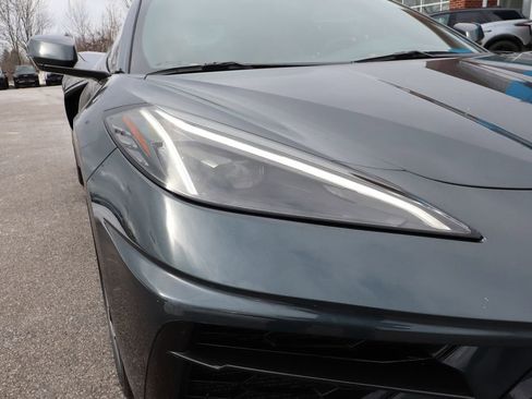 Used 2021 Chevrolet Corvette Stingray Preferred Cpe w/ Engine Appearance Package image 7
