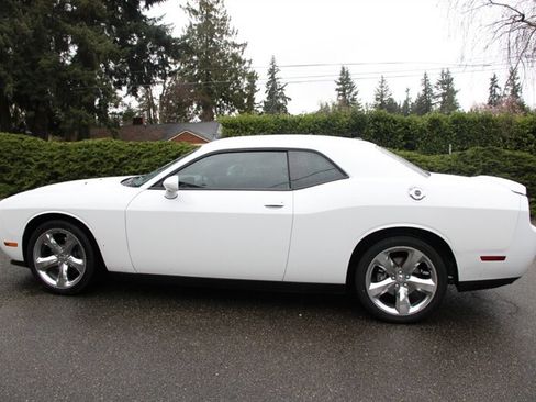 Used 2013 Dodge Challenger SXT w/ Super Sport Group image 12