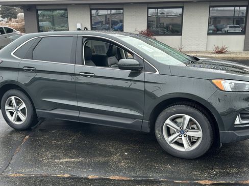 Used 2022 Ford Edge SEL w/ Convenience Package image 11