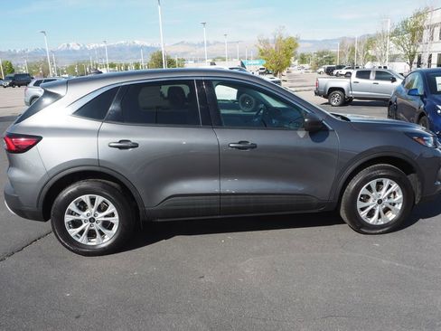Used 2024 Ford Escape Active AWD/4WD image 8