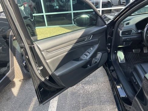 Used 2020 Honda Accord Sport image 22