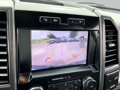 Used 2019 Ford F150 XLT w/ Equipment Group 302A Luxury AWD/4WD image 23