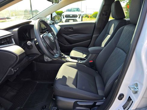 Used 2026 Toyota Corolla LE image 20