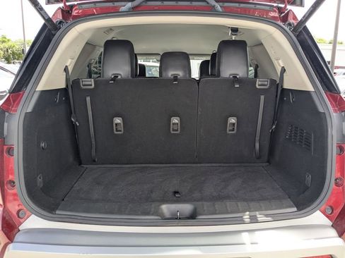 Used 2024 Nissan Pathfinder SL image 12