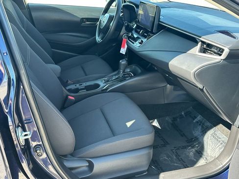 Used 2023 Toyota Corolla LE w/ Carpet Mat Package (TMS) FWD image 7
