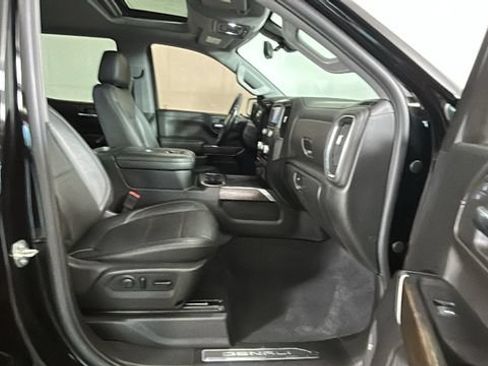 Used 2019 GMC Sierra 1500 Denali w/ Denali Ultimate Package AWD/4WD image 30