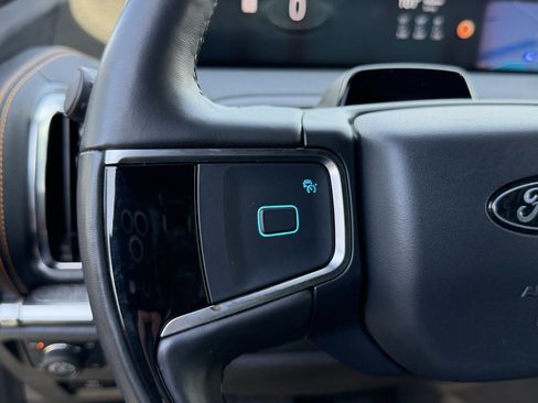 Used 2025 Ford Expedition Tremor AWD/4WD image 41