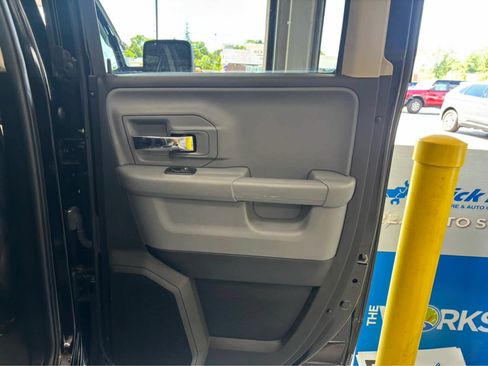 Used 2020 RAM 1500 Classic Warlock w/ Electronics Group AWD/4WD image 33