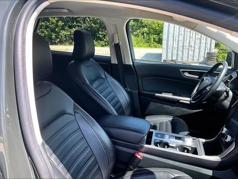 Used 2024 Ford Edge SEL AWD/4WD image 7