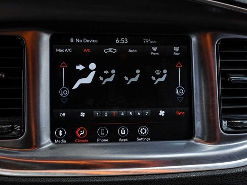 Used 2020 Dodge Charger R/T w/ Blacktop Package image 33