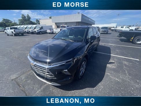 Certified 2025 Chevrolet Blazer LT FWD image 19