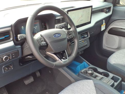 New 2026 Ford Maverick XLT w/ XLT Luxury Package AWD/4WD image 8