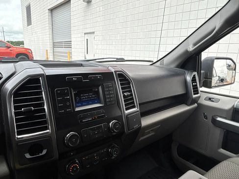 Used 2015 Ford F150 XLT w/ Equipment Group 301A Mid RWD image 15