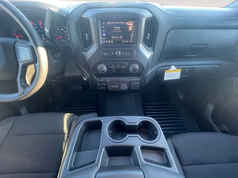New 2025 Chevrolet Silverado 1500 Custom image 11